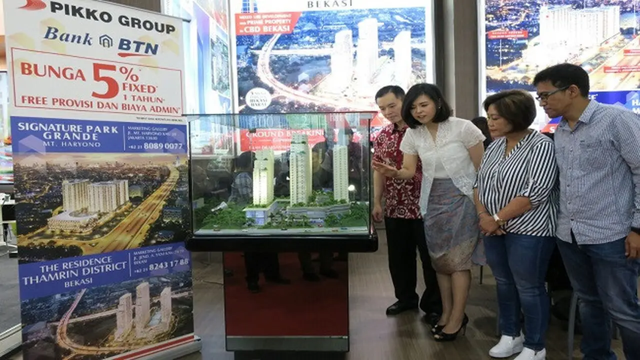 Direktur Marketing PT Pikko Land Development Tbk Sicilia Alexander Setiawan dan Executive Vice President Non Subsidized Mortgage & Custumer Lending Division BTN Suryanti Agustinar di acara IPEX 2017, Jakarta.(Dok Pikko Group)