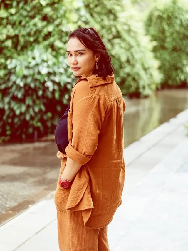 [Fimela] Feby Febiola