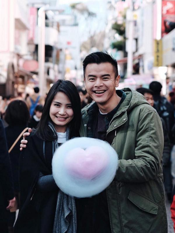 Dion dan Fiona ternyata sempat menghabiskan waktu berdua di kota Tokyo, Jepang. (viainstagram@fionaanthony/Bintang.com)