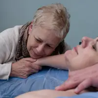 Ucapan terma kasih rasanya tidaklah cukup untuk membayar semua rasa sakit yang engkau derita ketika melahirkanku, Ibu. Aku sayang ibu...