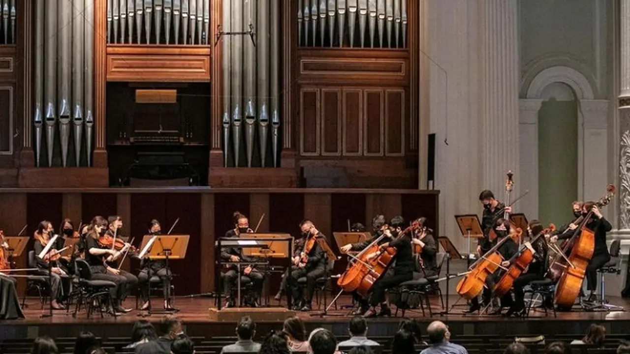 Singapore Symphony Orchestra sediakan Juru Bahasa Isyarat untuk penonton Tuli