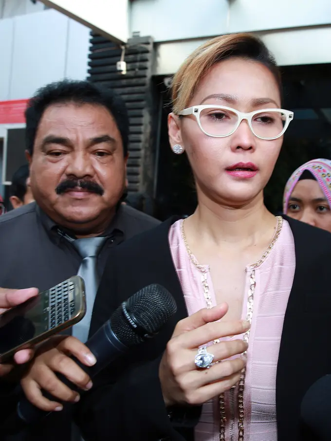 [Bintang] Inul Daratista