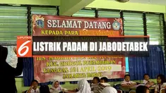 Bahkan, upacara bendera yang rutin dilaksanakan setiap hari Senin terpaksa dilaksanakan tanpa pengeras suara.