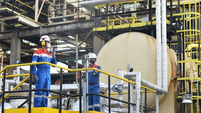 Melalui sertifikasi ISCC, Produk HVO Pertamina memperoleh pengakuan bahwa penggunaan produk ini berkontribusi pada penurunan emisi karbon hingga 65-70% dari bahan bakar umumnya sehingga layak disebut sebagai green product.
