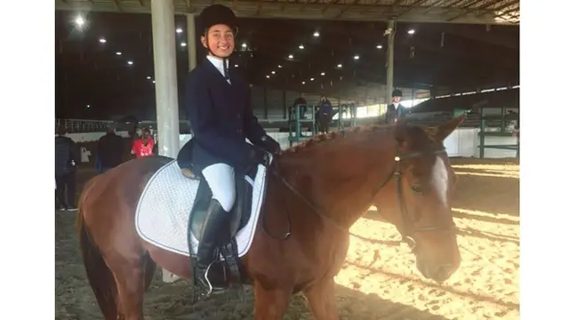 Warisi Kecantikan Ibunya, Ini 6 Pesona Camilla Azhari Anak Sulung Rahma Azhari