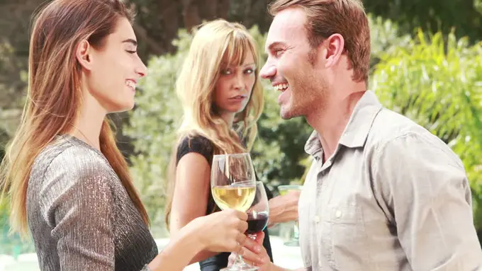 [Bintang] Paling Cemburuan, Jangan Sampai Izin ke 3 Zodiak Ini Kalau Pergi