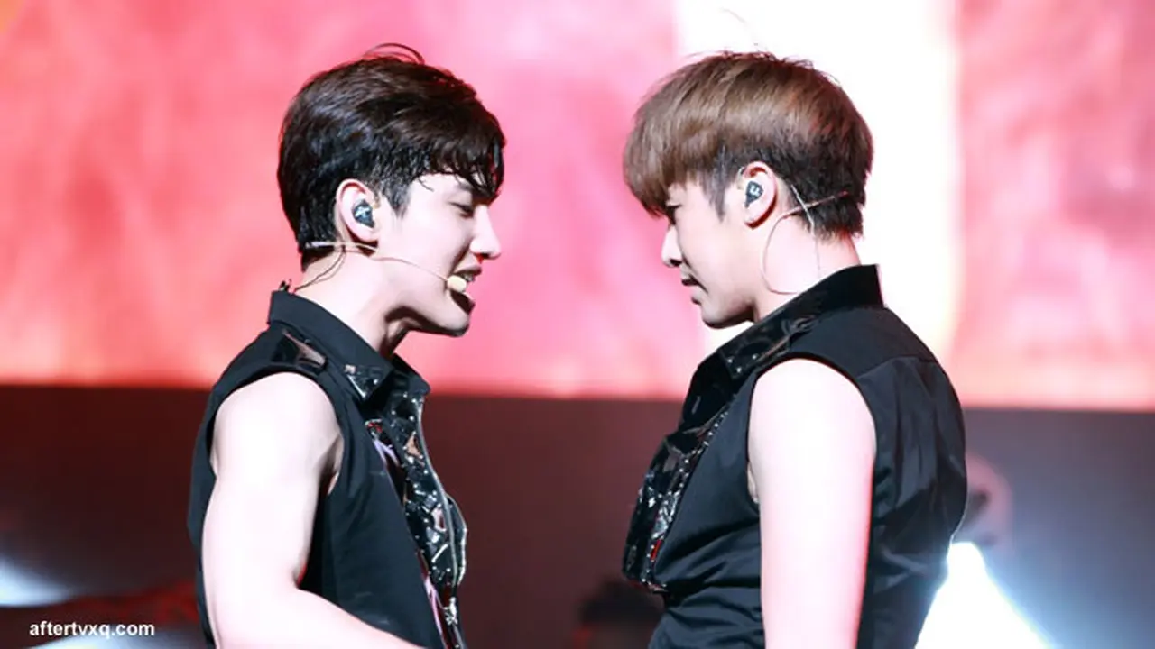 tvxq-130715b.jpg