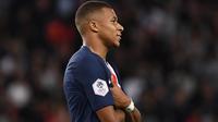 1. Kylian Mbappe (PSG) - Rating lari 96 di FIFA 20. (AFP/Franck Fife)