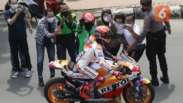 Foto: Tidak ada Yamaha di Barisan Depan, Marc Marquez Pimpin Konvoi Parade MotoGP di Jakarta