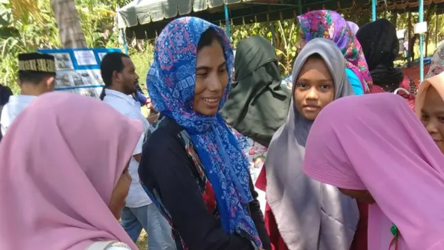 Raihana Diani (tengah), (Dok. Pribadi)