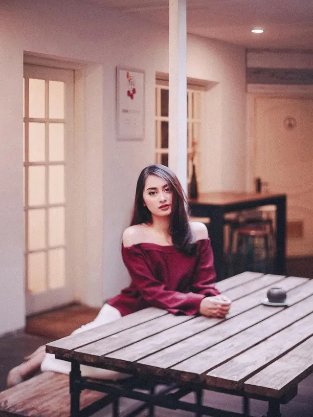 7 Gaya Kasual Memes Prameswari, Wanita yang Dikabarkan Dekat Dengan Billy Syahputra