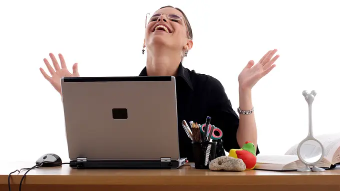 10 Ruang Kerja Ini Bikin Kamu Ingin Kerja Terus