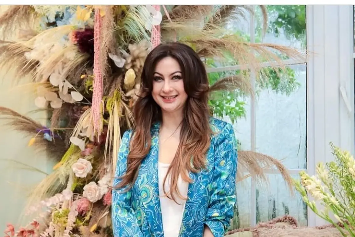 6 Potret Transformasi Diana Pungky, dari Berperan Jadi Jinny hingga Kini
