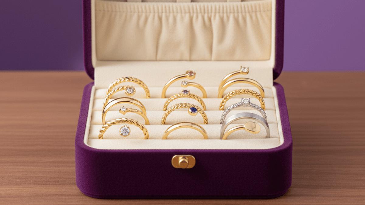 8 Model Cincin Emas Spiral Unik 2 Gram, Koleksi Perhiasan Modern yang Memukau