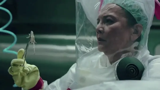 Christine Hakim dalam TV Spot The Last of Us (HBO)