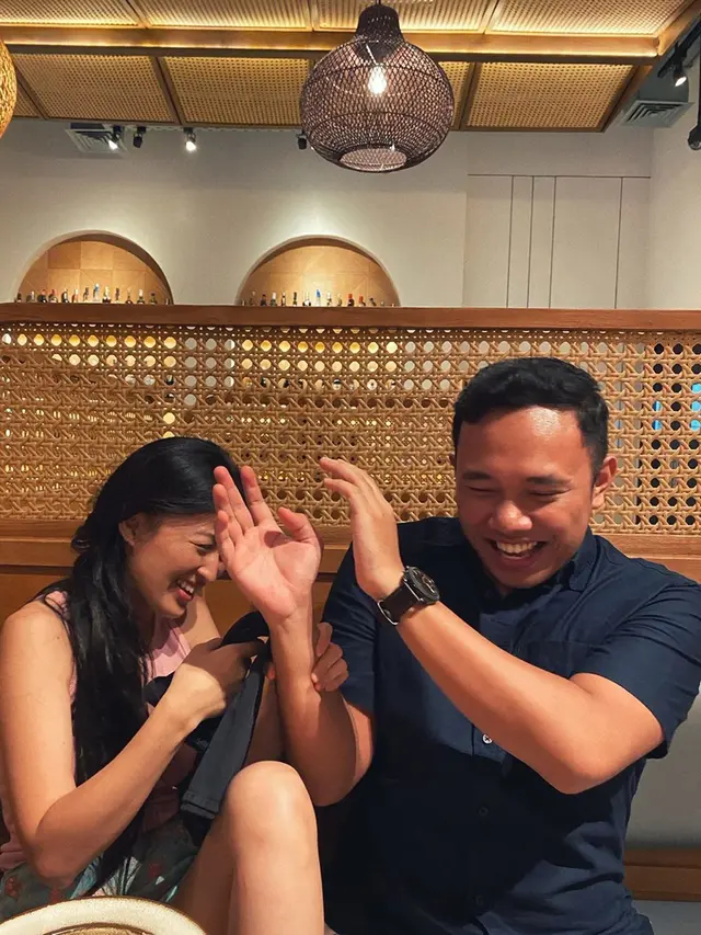 6 Potret Kebersamaan Chef Priscil dengan Kekasihnya Seorang CEO
