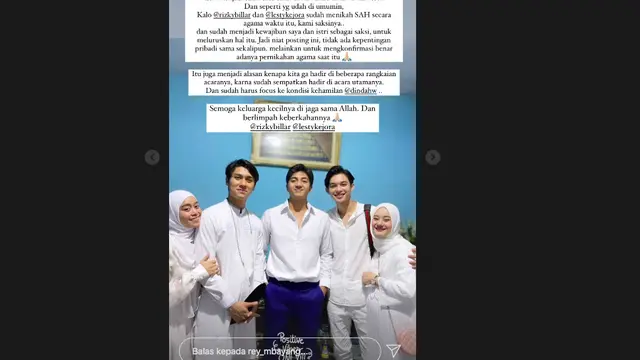 Rey Mbayang dan Dinda Hauw menjadi salah satu saksi di pernikahan Lesti Kejora dan Rizky Billar yang dilakukan secara agama pada awal 2021 lalu.