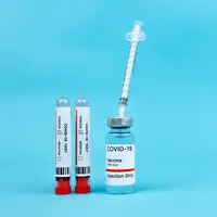 Indonesia kedatagan 4,7 dosis vaksin Covovax dan Pfizer. (pexels/maksim goncharenok).