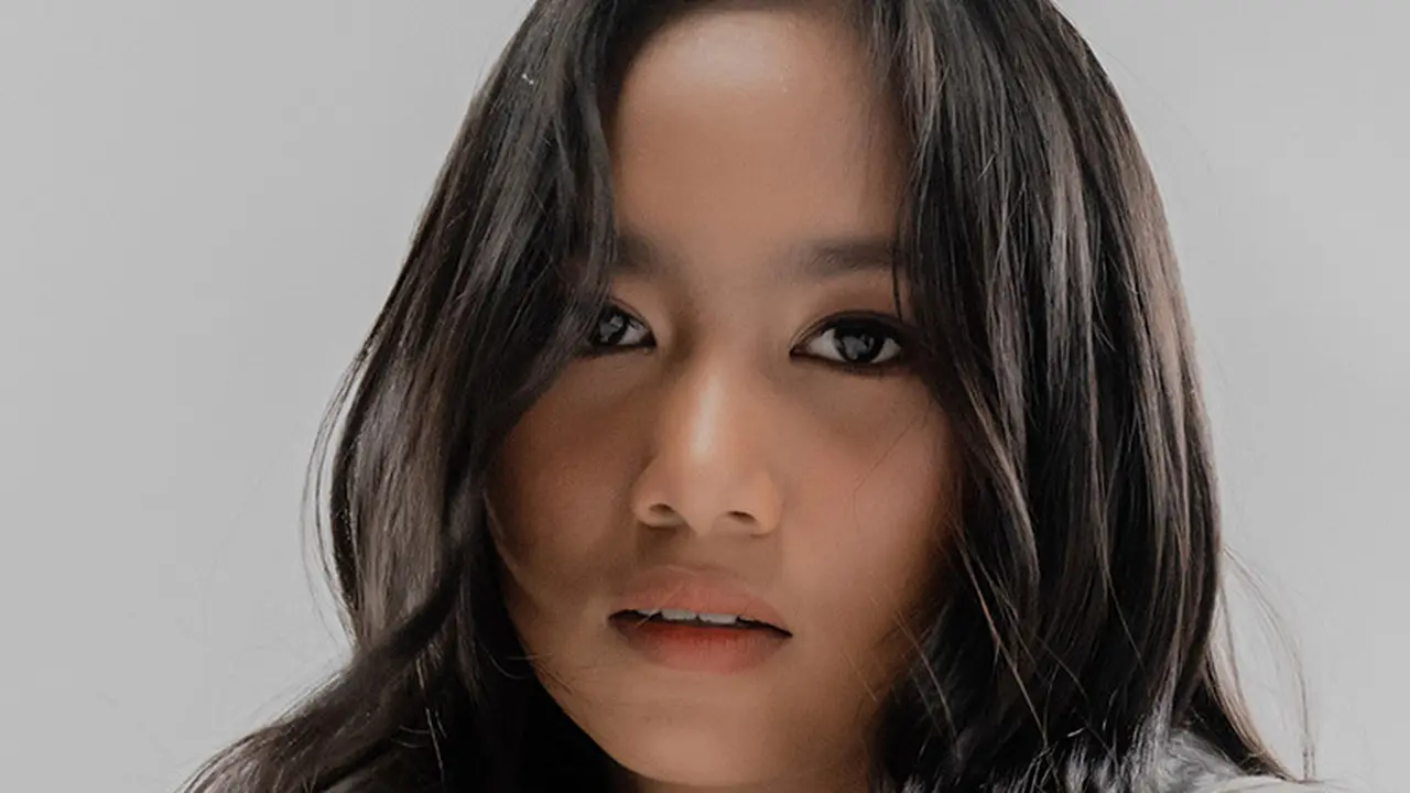 [Fimela] Deborah Hanna rilis single Layang-Layang