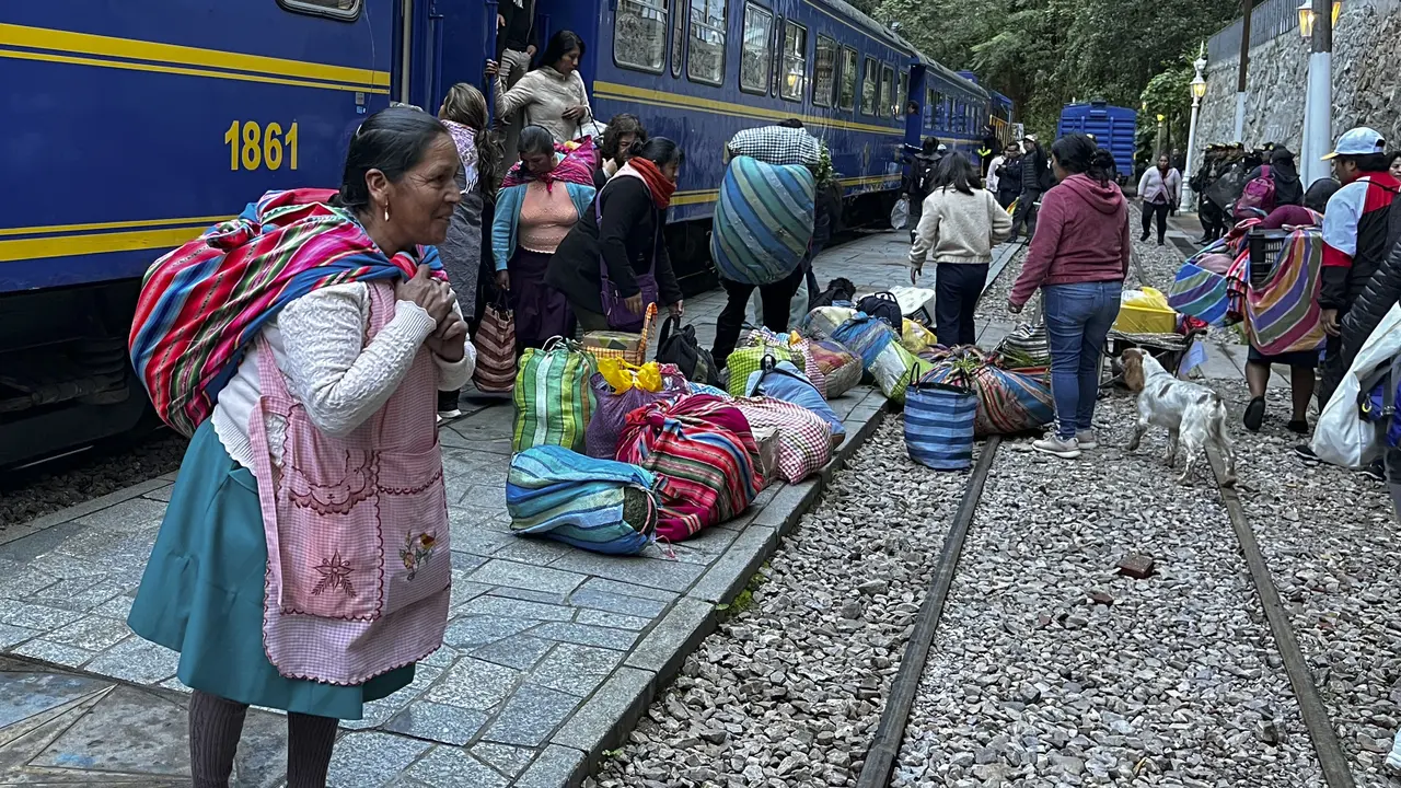Peru Buka Kembali Layanan Kereta ke Machu Picchu