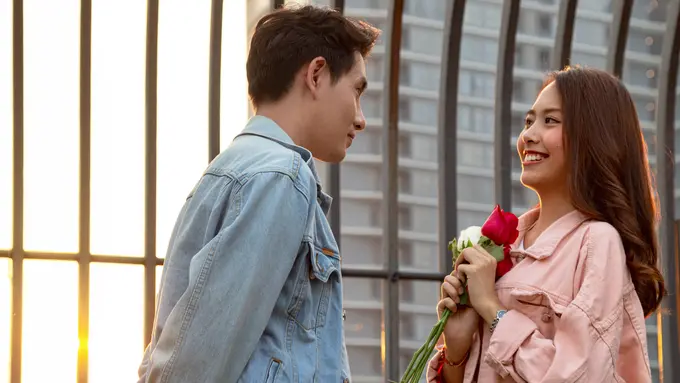 perempuan dan pasangan 19 juni rindu