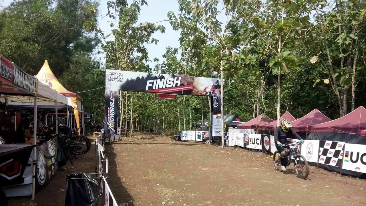 Indonesian Downhill