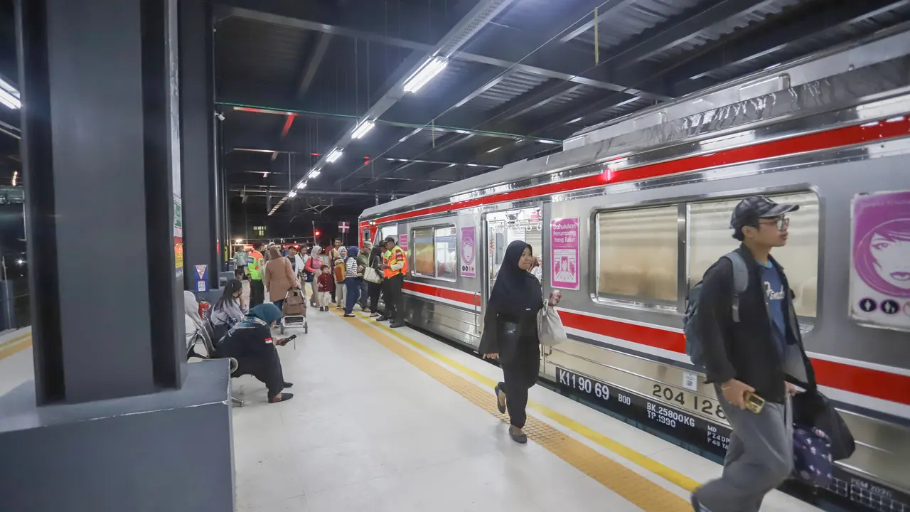 Gedung Baru Stasiun Rangkasbitung Ultimate Resmi Beroperasi