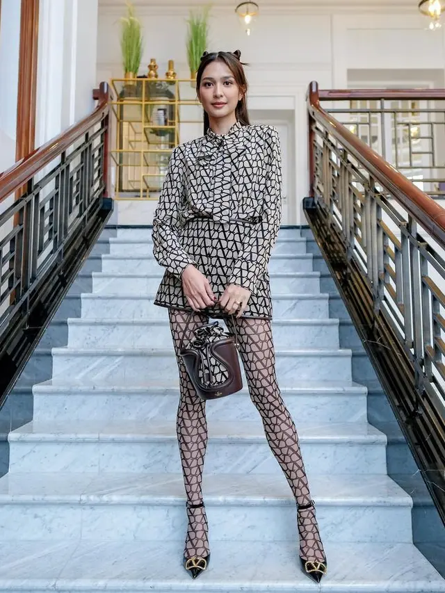 Mikha Tambayong main film Sewu Dino