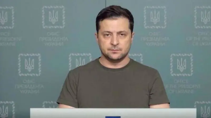 Presiden Ukraina Volodymyr Zelensky dalam konferensi pers terkait serangan Rusia. (Screen Grab Video)