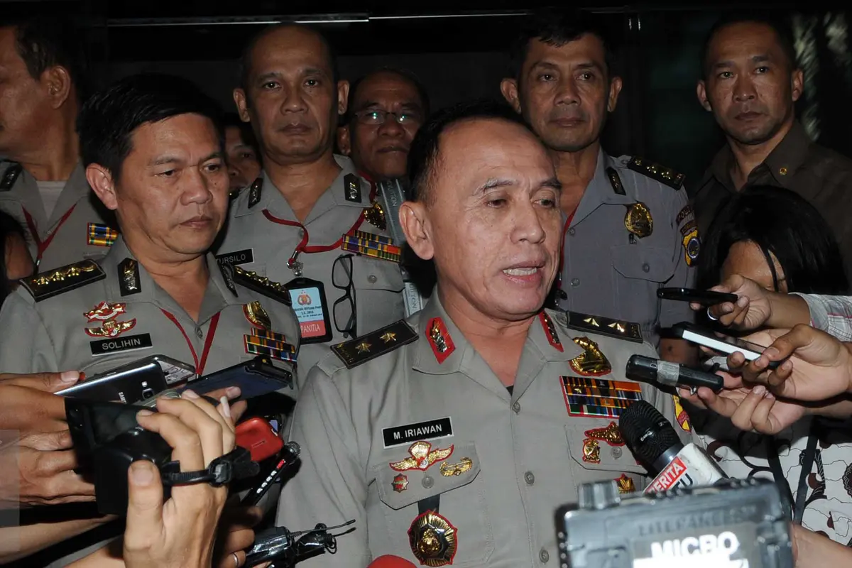 20160225-Kadiv Hukum Polri Ajak Puluhan Polisi Sambangi KPK