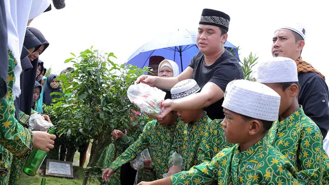 [Bintang] Billy Syahputra