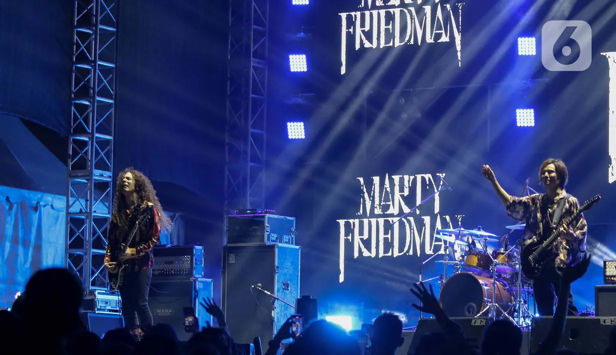 Marty tampil membawakan beberapa lagu seperti: Stigmata Addiction, Tornado of Souls. (Liputan6.com/Herman Zakharia)