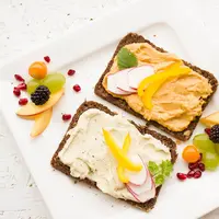 Cara menyusun meal plan 1200 kalori yang aman, seimbang, dan tetap mengenyangkan, lengkap dengan pilihan menu praktis untuk mendukung diet sehat setiap hari. (Foto: Einladung zum Essen/Pixabay)