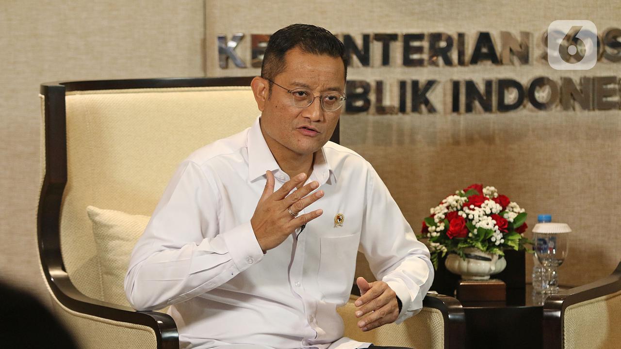 Menteri Sosial (mensos) Juliari Batubara