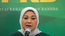 Wakil Ketum Kesra dan Perekonomian DPP PKB, Ida Fauziyah memberi keterangan pers terkait struktur kepengurusan baru Pengurus Pusat PKB tahun 2019 - 2024 di Jakarta, Senin (26/8/2019). Hasil Muktamar Bali kembali mengukuhkan Muhaimin Iskandar sebagai Ketua Umum PKB. (Liputan6.com/Faizal Fanani)