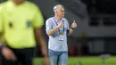 <p>Pelatih kepala Arema FC, Joel Cornelli saat menghadapi Borneo FC pada laga final Piala Presiden 2024 di Stadion Manahan, Solo, Minggu (4/8/2024). (Bola.com/Bagaskara Lazuardi)</p>