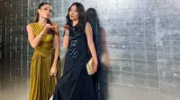 Cinta Laura dan Natasha Wilona hadiri show Tory Burch di New York Fashion Week. (dok. Instagram @natashawilona12/https://www.instagram.com/p/C3XsoFDuKIN/)