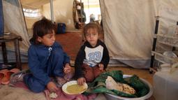 Selain menjadi korban langsung serangan Israel, anak-anak pengungsi Palestina juga rentan dengan trauma psikologis, akses pendidikan, kebutuhan dasar serta kesehatan. (Eyad BABA/AFP)