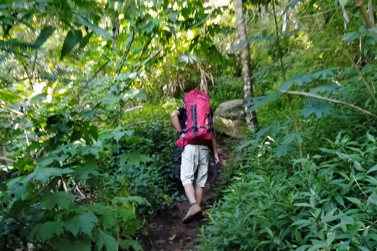 Mendaki Gunung