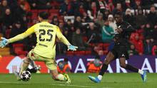 Ousmane Dembele kembali menunjukkan ketajamannya dengan mencetak gol kedua untuk Paris Saint-Germain dalam laga sengit melawan Liverpool di Anfield, leg kedua perempat final Liga Champions 2025/2026, 14 April 2026. (AFP/FRANK FIFE)