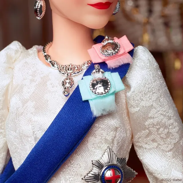 Ratu Elizabeth II Jadi Figur Boneka Barbie Terbaru, Kado Ulang Tahun ke-96