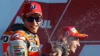 Wakil Presiden Honda Racing Team, Shuhei Nakamoto, membantah klaim Valentino Rossi bahwa Marc Marquez membantu Jorge Lorenzo.