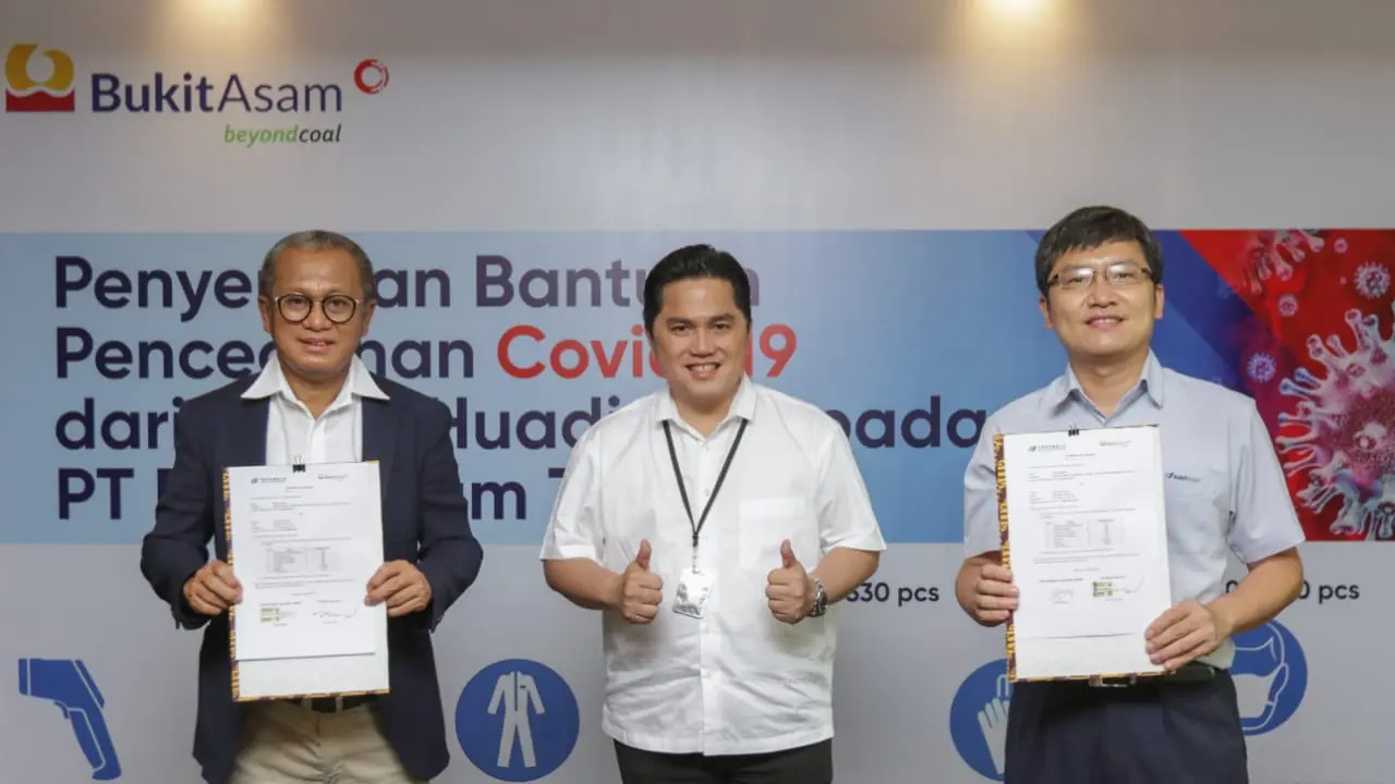 PT Bukit Asam menerima bantuan menerima bantuan alat kesehatan pencegaha Corina dari China Huadian.
