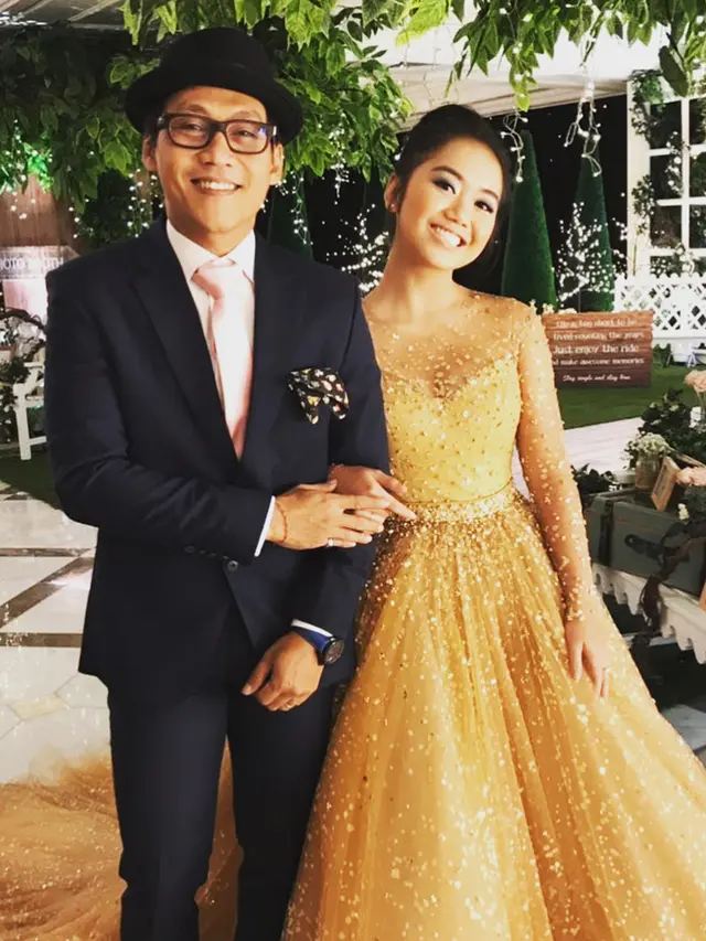 Jarang Terekspos, Ini 6 Potret Harmonis Penyanyi Nugie dan Keluarga