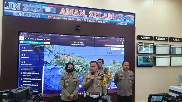 Dirgakkum Korlantas Polri, Brigjen Aan Suhanan, di Kantor Korlantas Polri, Jakarta Selatan, Sabtu (24/12/2022) (Liputan6.com/Nanda Perdana Putra)