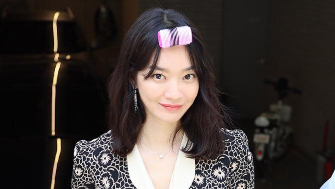 Shin Min Ah (Instagram/ ament_official)