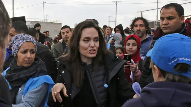 [Bintang] Angelina Jolie