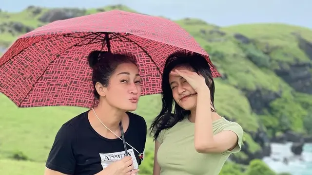 Suara Anaknya Ramai Dicibir Netizen, Ini 6 Pembelaan Ibunda Keisya Levronka