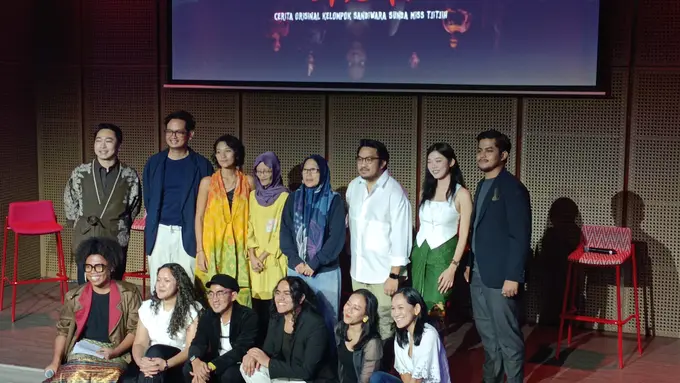 Tim Produksi dan Pemeran Beranak Dalam Kubur (FIMELA)