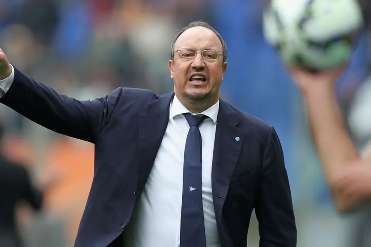 Tinggalkan Napoli, Benitez Latih ManCity?